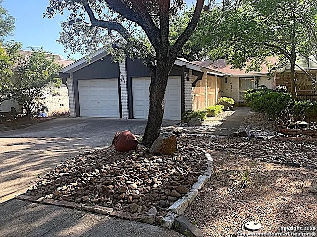 10919 Whisper Rdg — Photo 1