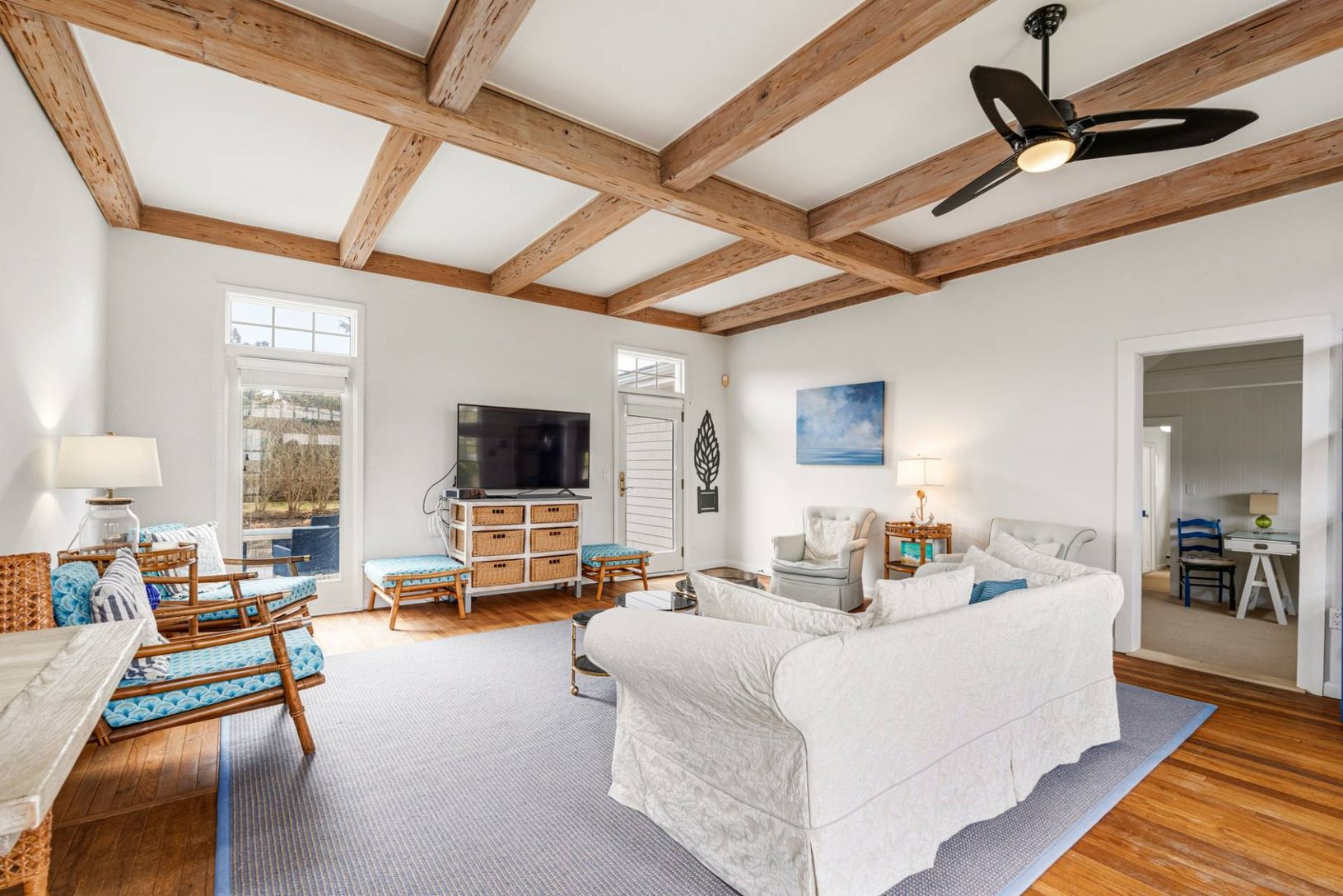  Enjoy a beautiful Open layout 