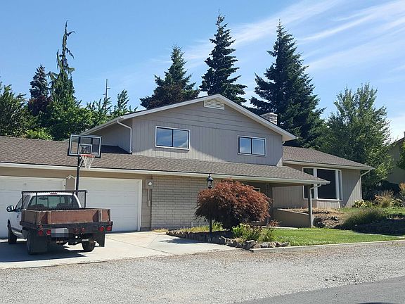 2nd image of 1741 10th Pl NE
