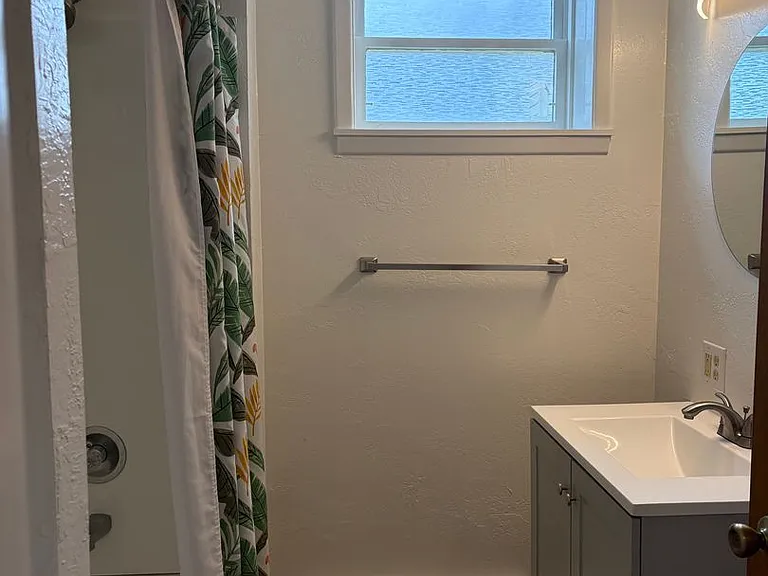 123 Livingston Ave — Photo 7