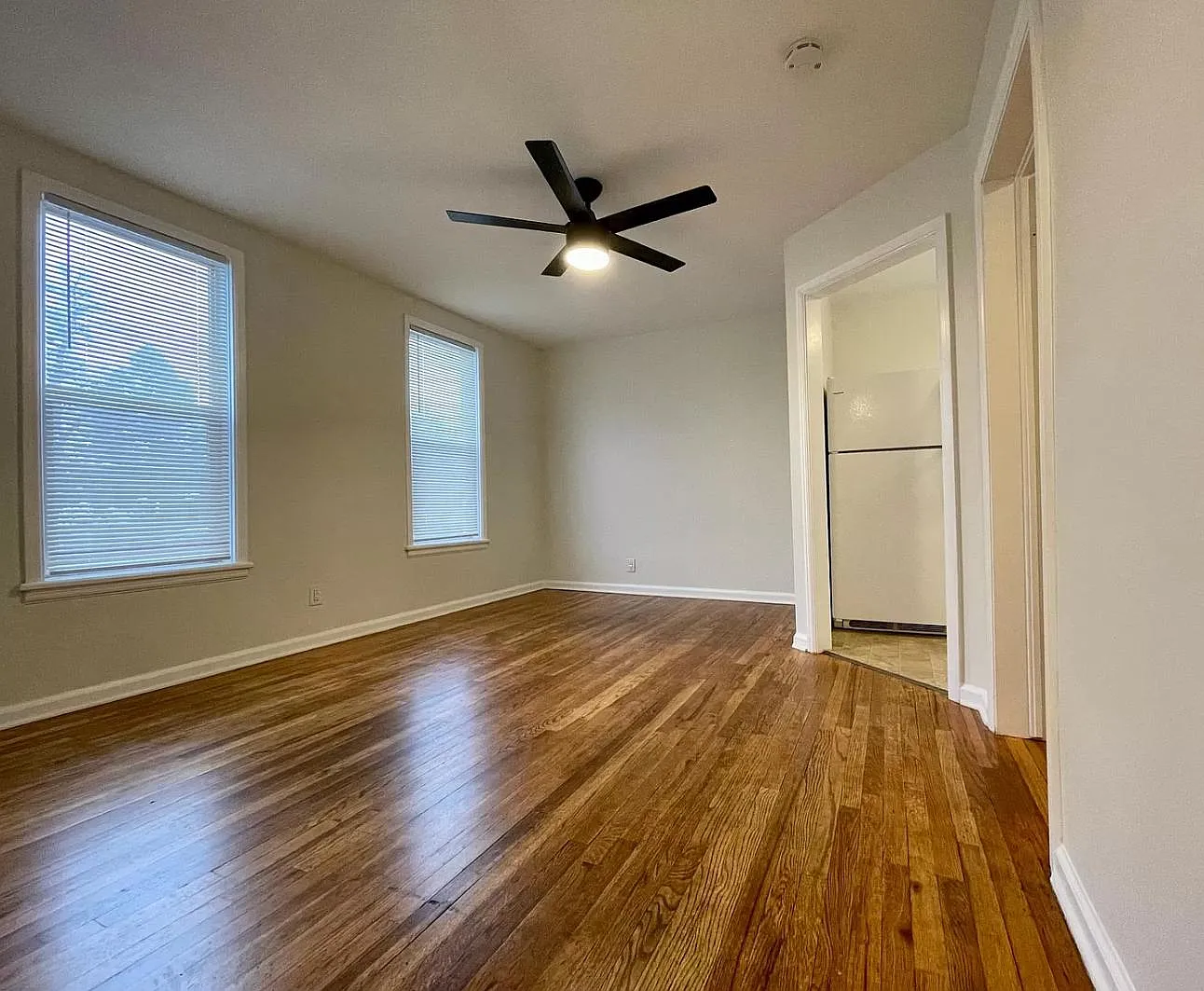 1 bed, 550 sqft, $1,250 — Photo 2