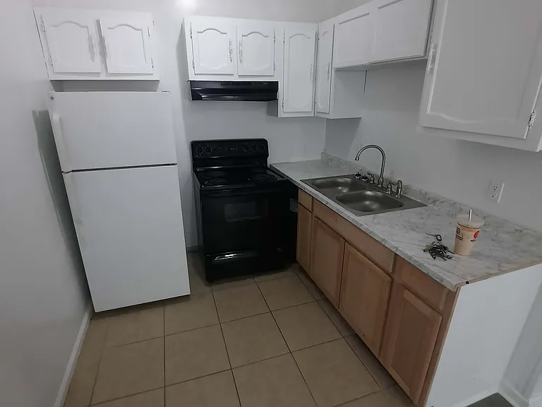 322 Railroad Ave #B — Photo 6