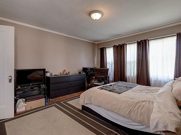 2nd image of 721 Laurel Ave