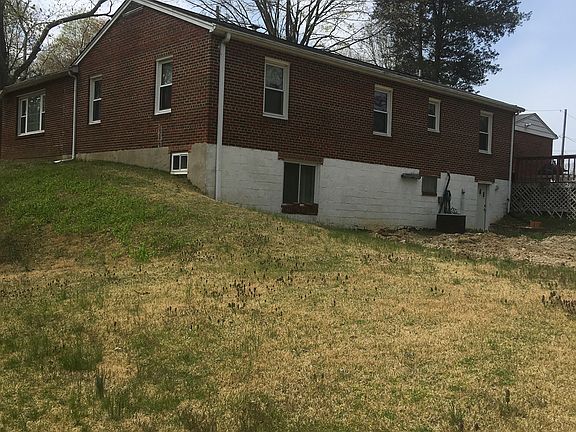 4th image of 12809 Old Marlboro Pike