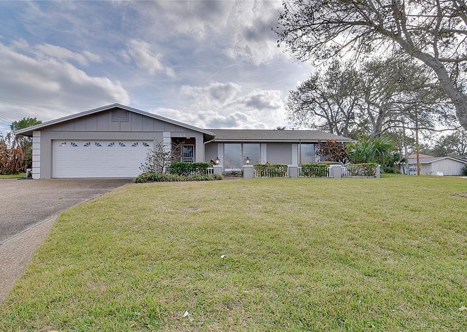 1st image of 64 Saint Annes Cir