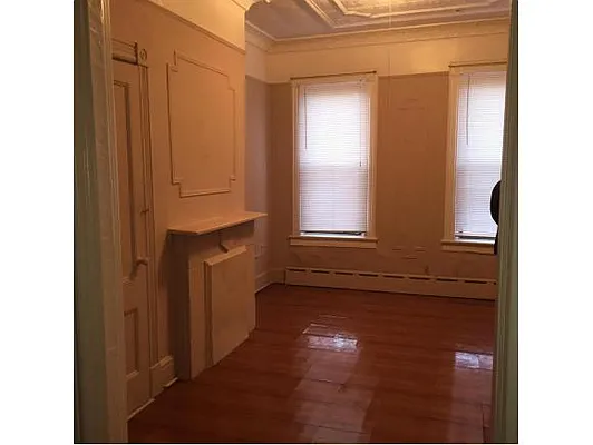 Sold by Remax Real Estate Professionals | media 16