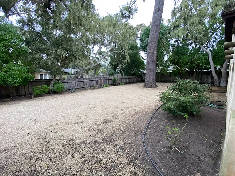 835 Seventeen Mile Dr — Photo 39