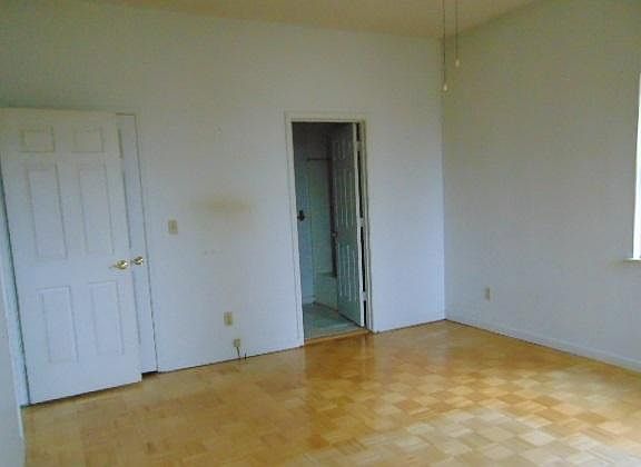 4th image of 184 Pinecrest Dr