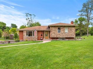 350 Lawnshadow Dr, Bridgeville, PA 15017