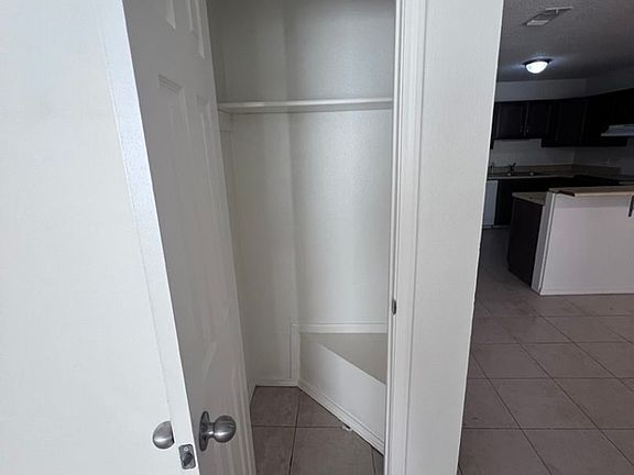 5th image of 2404B N Grand Blvd #465