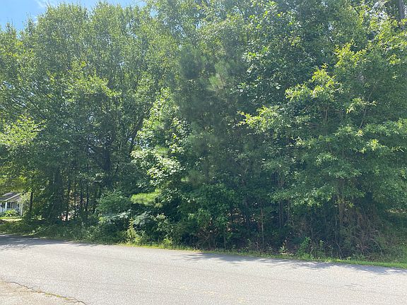 4th image of 253 College Ave Lot 5