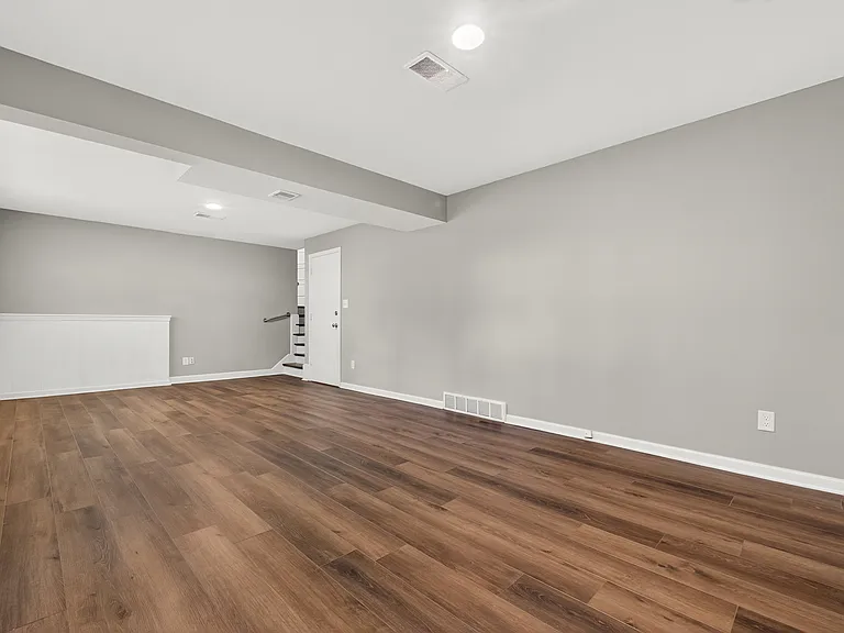 9535 Granada St — Photo 26