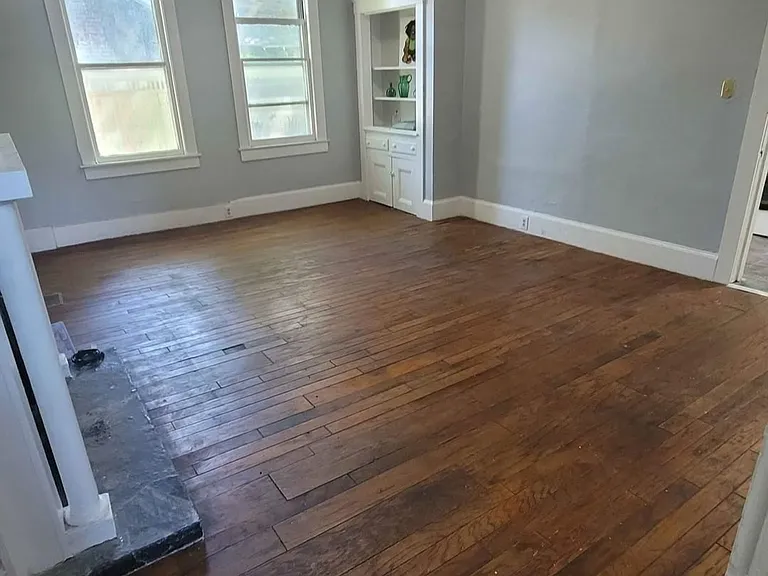 307 S Gaillard St — Photo 3