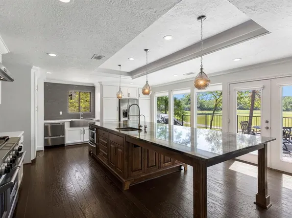 2805 S Logrun Cir, Spring, TX 77380