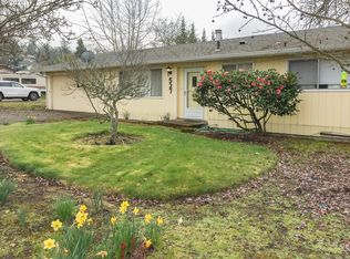 527 Hewitt Ave, Roseburg, OR 97470