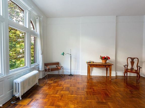 3rd image of 302 W 102nd St APT 2