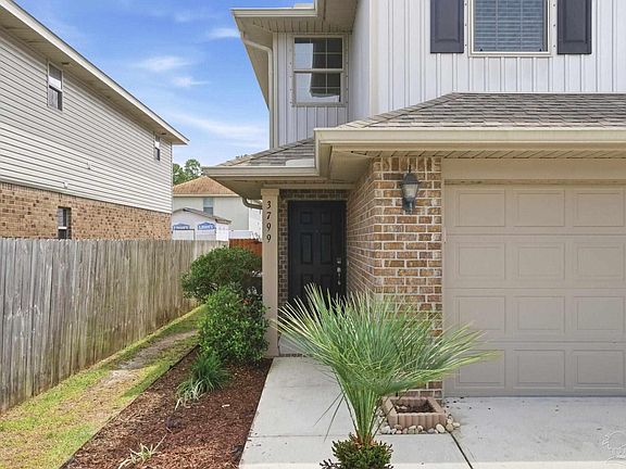 3rd image of 3799 Weatherstone Cir