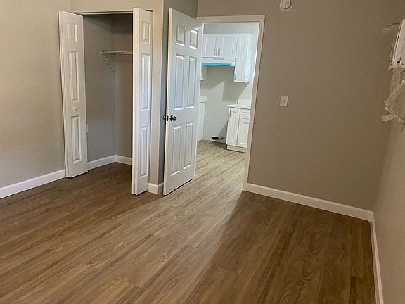 5th image of 962 19th Ave S #C