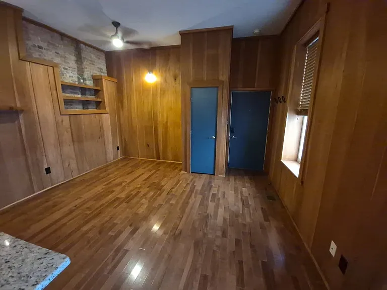 1413 Race St #1 — Photo 6