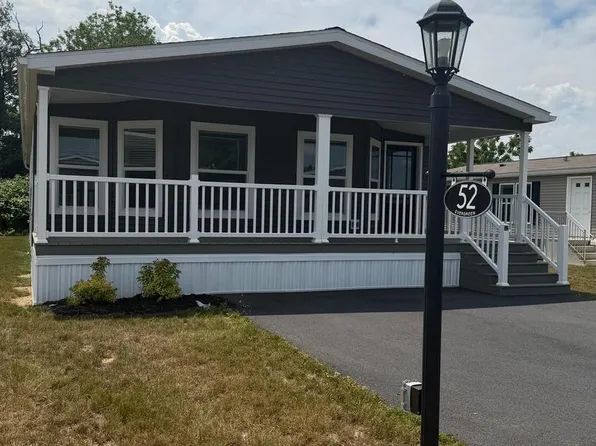 52 Evergreen Aly, Palmyra, PA 17078