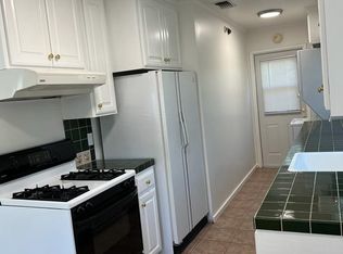806 48th St, Sacramento, CA 95819