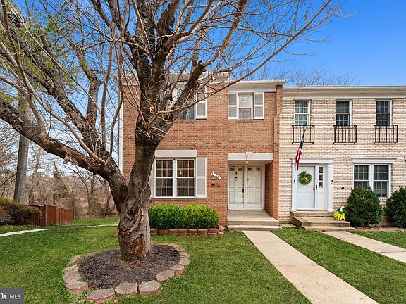 2nd image of 5765 Heritage Hill Dr