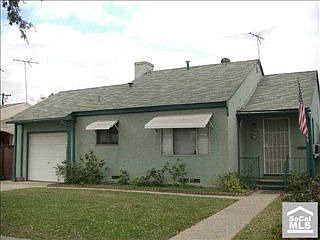 5th image of 2209 E Poinsettia St