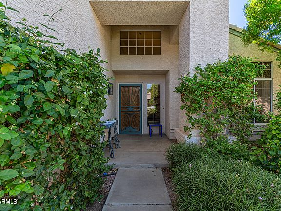 3rd image of 1020 N BLUE MARLIN Drive