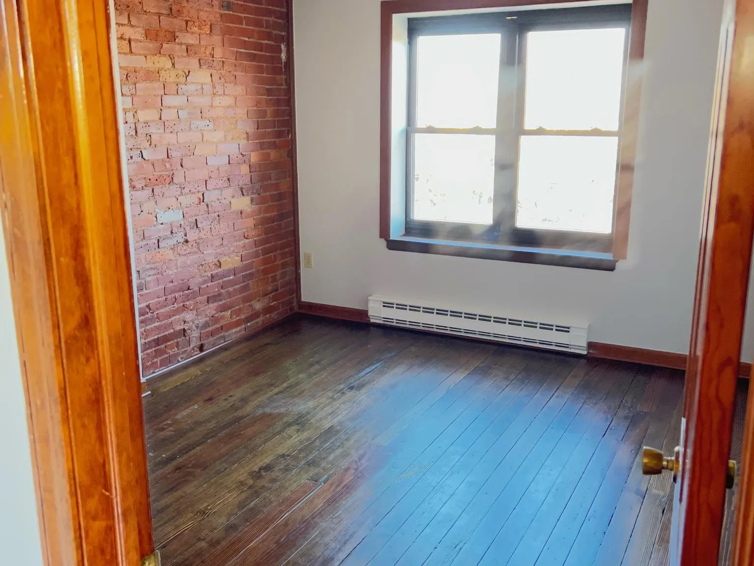 290 Maple Ave — Photo 3
