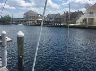 1865 Starboard Ct, Toms River, NJ 08753