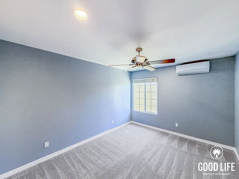 5252 Balboa Arms Dr #222 — Photo 11
