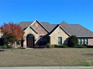 221 Crystal Ct, Heath, TX 75032