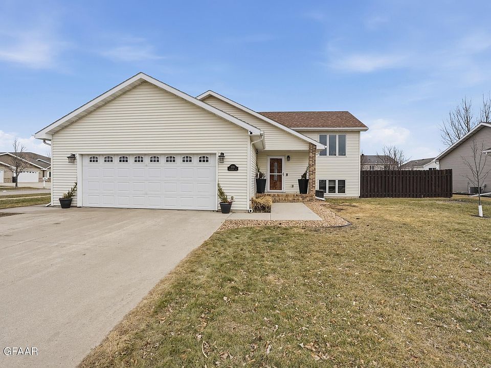 1st image of 3715 Brookshire Dr