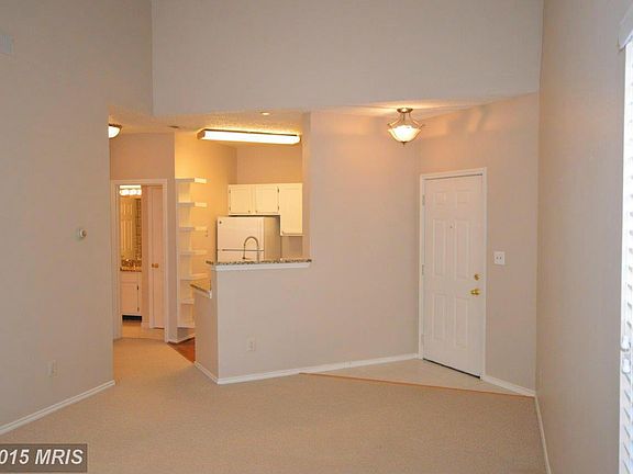 3rd image of 4404 Helmsford Ln APT 201
