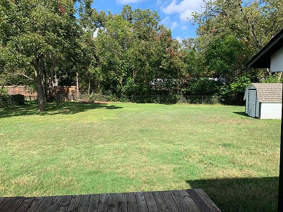 2nd image of 1221 Britt Dr