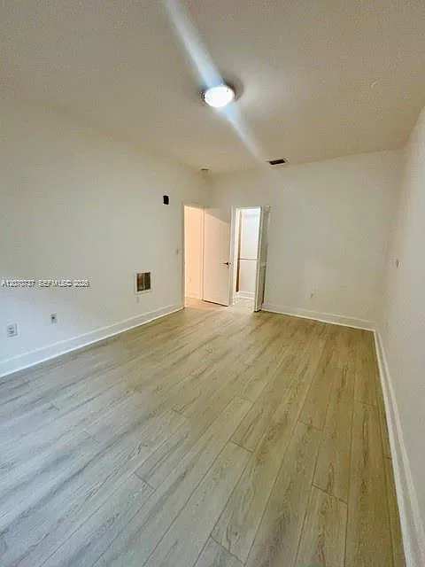 The Ambassador Condo — Photo 3