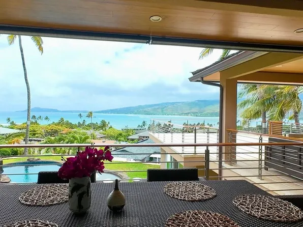 278 Makaweli Pl, Honolulu, HI 96825