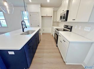 1040 Maplehurst St, Decatur, AL 35603