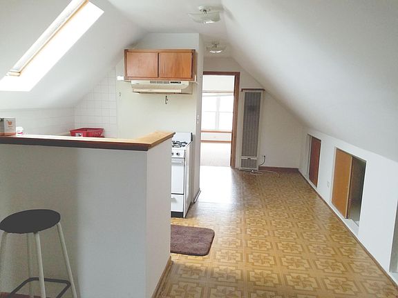 3rd image of 3069 N Haussen Ct #3
