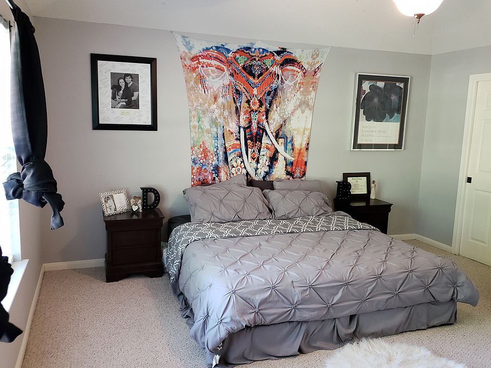1st image of 9855 Lake Forest Cir