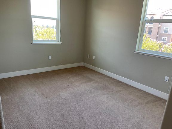 Level 3 : Additional Bedroom