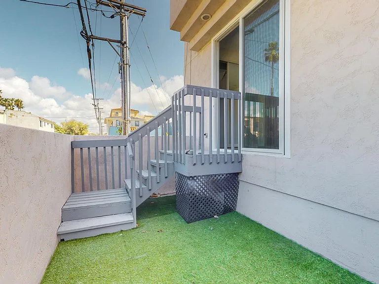 192 Imperial Beach Blvd — Photo 37