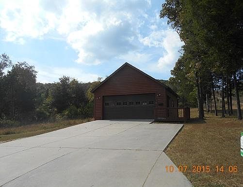 5th image of 110 Pinewoods Village Dr