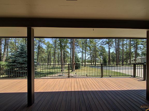 5th image of 10301 Romel Dr