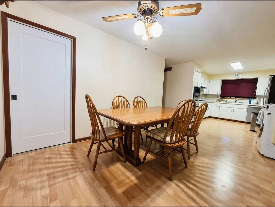 2404 Pearsall Pkwy — Photo 3