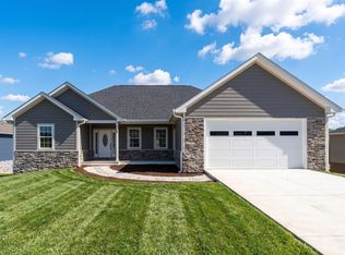 44 Autumn Bluff Dr, Weyers Cave, VA 24486