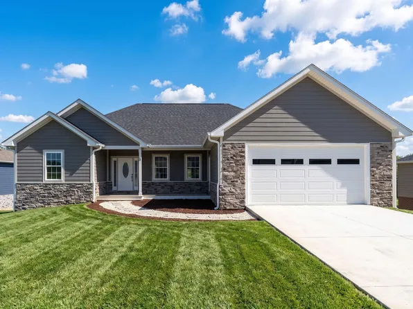 44 Autumn Bluff Dr, Weyers Cave, VA 24486