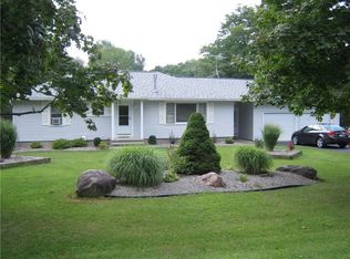 821 Filkins Rd, Newark, NY 14513