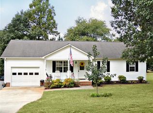 1308 39th St SW, Hickory, NC 28602