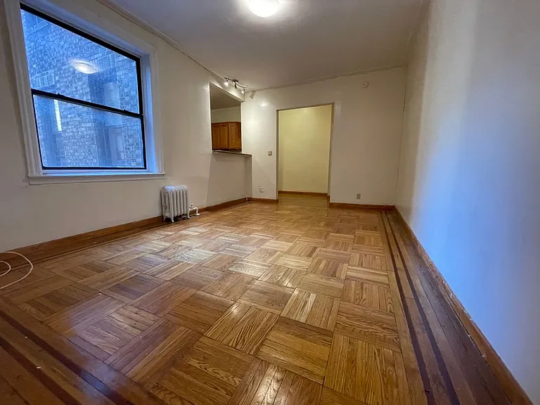 615 W 186th St #3I — Photo 9